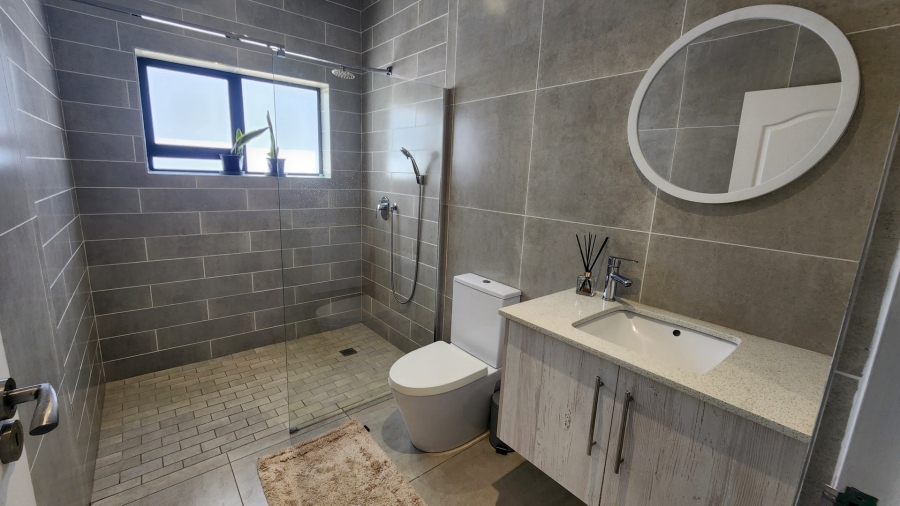 3 Bedroom Property for Sale in Country Club Western Cape